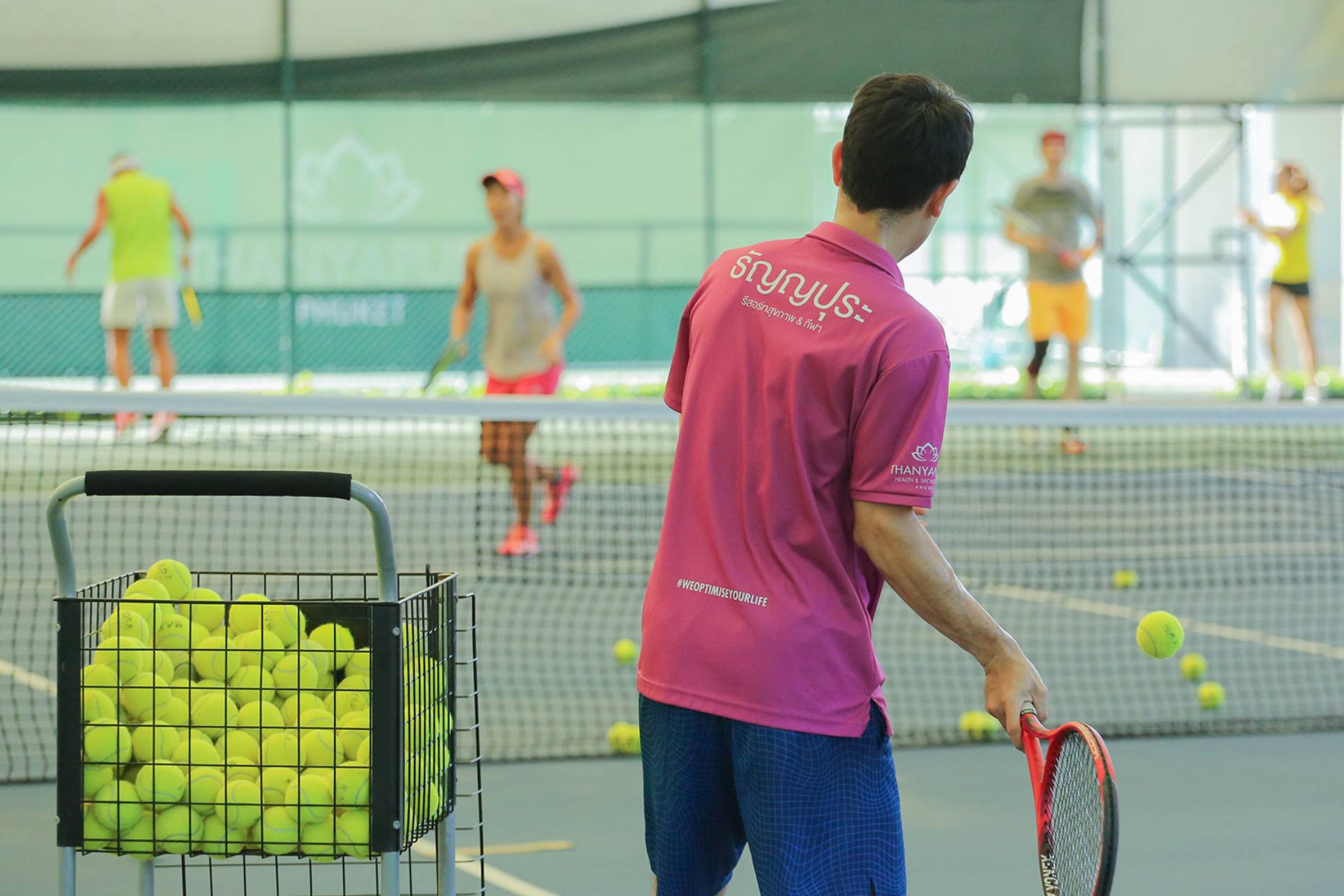 Thanyapura-sports-health-resort-phuket-evening tennis