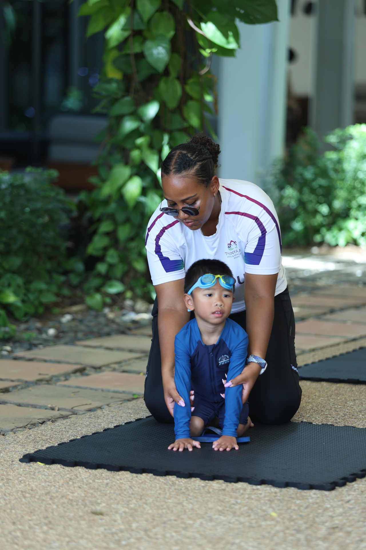 Thanyapura-Health-Sports-Resort-Phuket-learn-to-swim-2