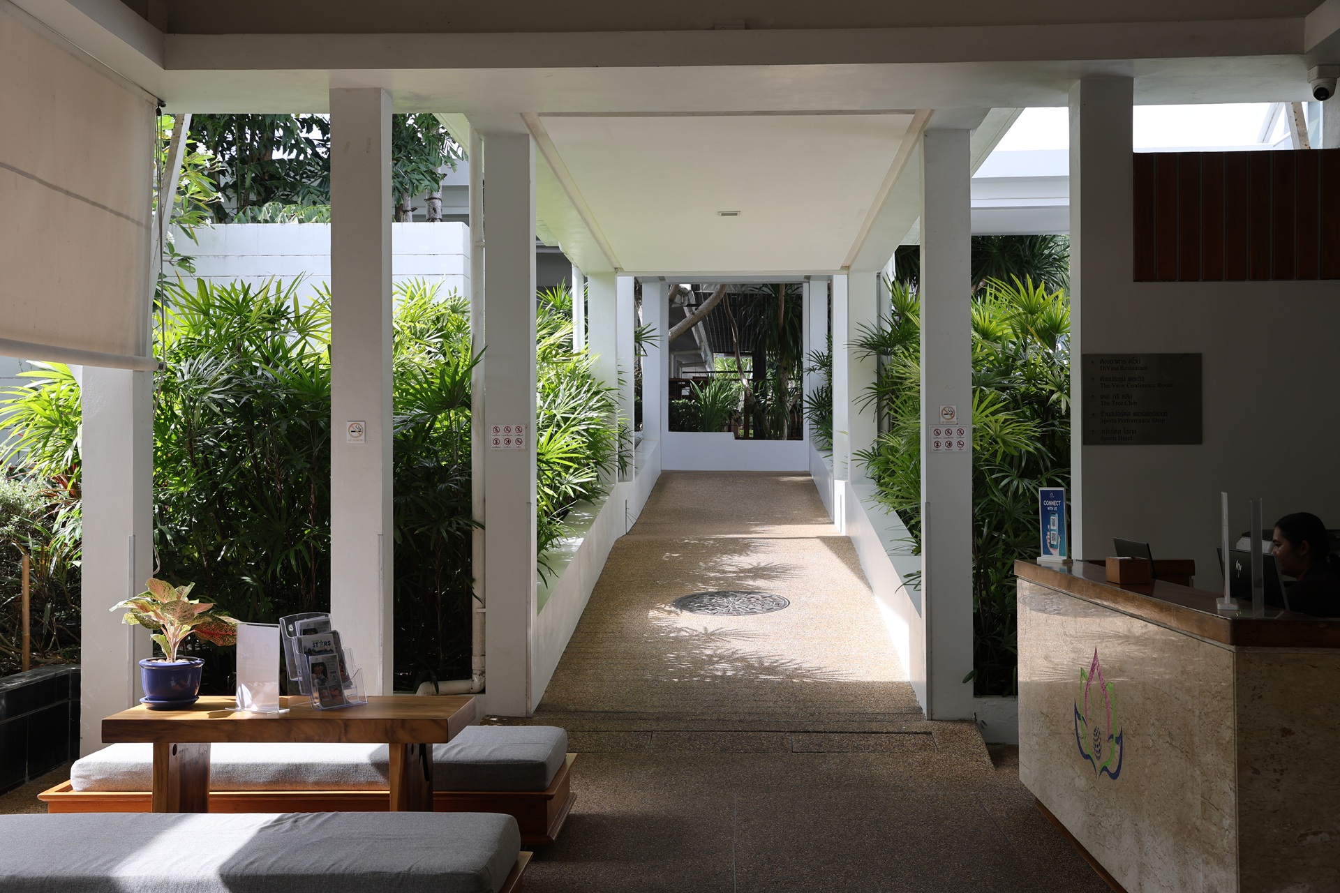 Thanyapura-Health-Sports-Resort-Phuket-paralympic-slope-walk-way-4